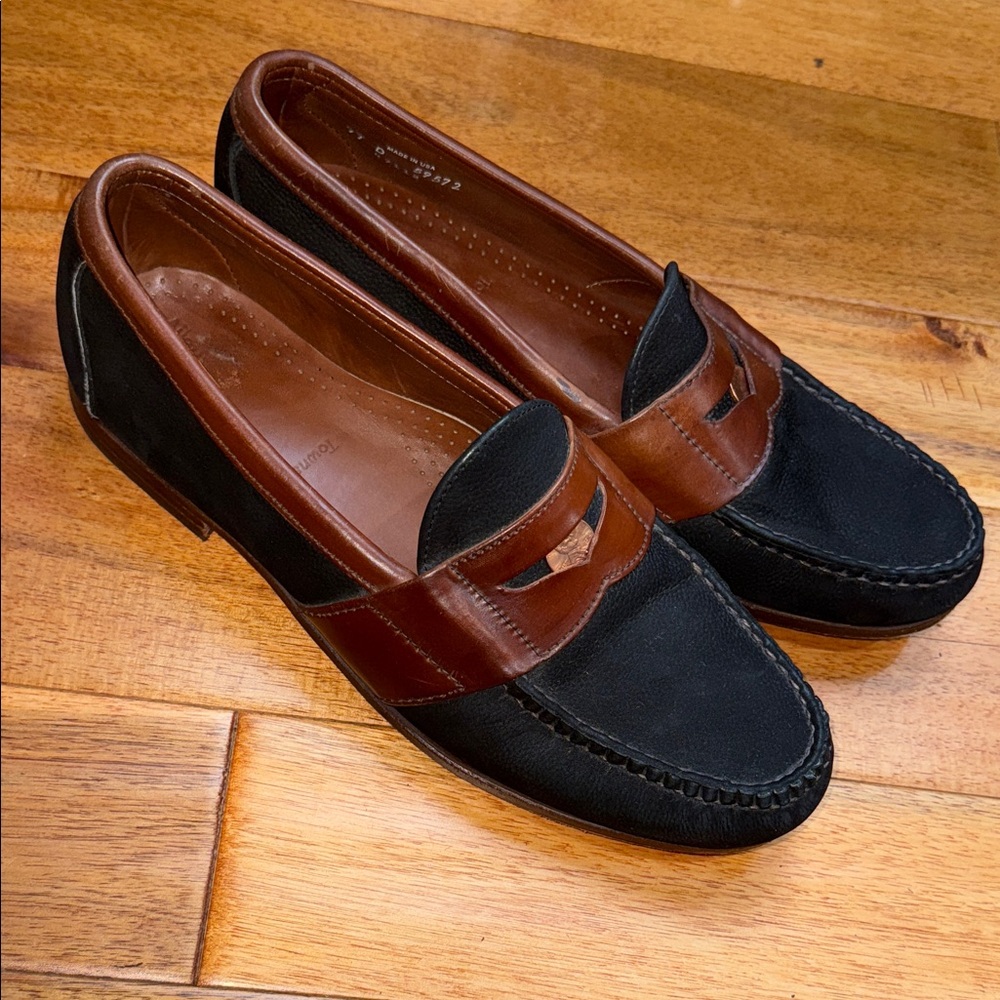 Allen Edmonds Townsend Penny Loafers - Picture 9 of 16